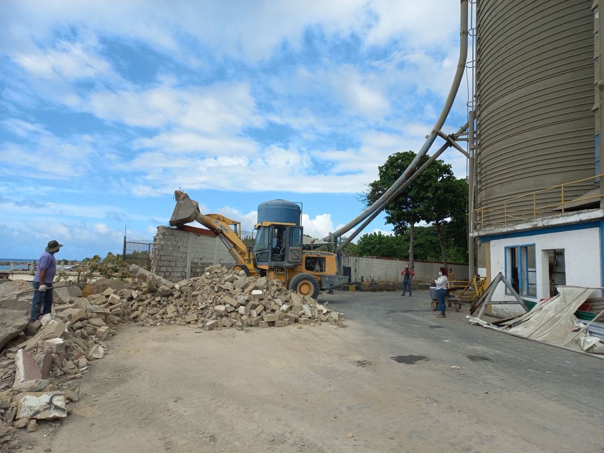 Maquinaria pesada GCCA — Gómez Construcciones, C.A.